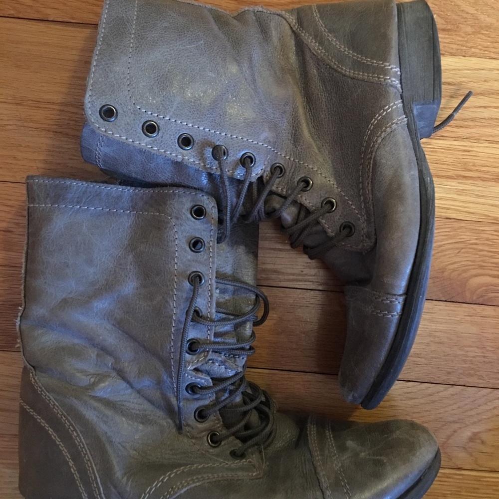Steve Madden Combat Boots (8.5)
